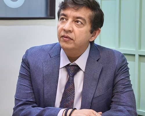 Manu Malhotra -Pic 002